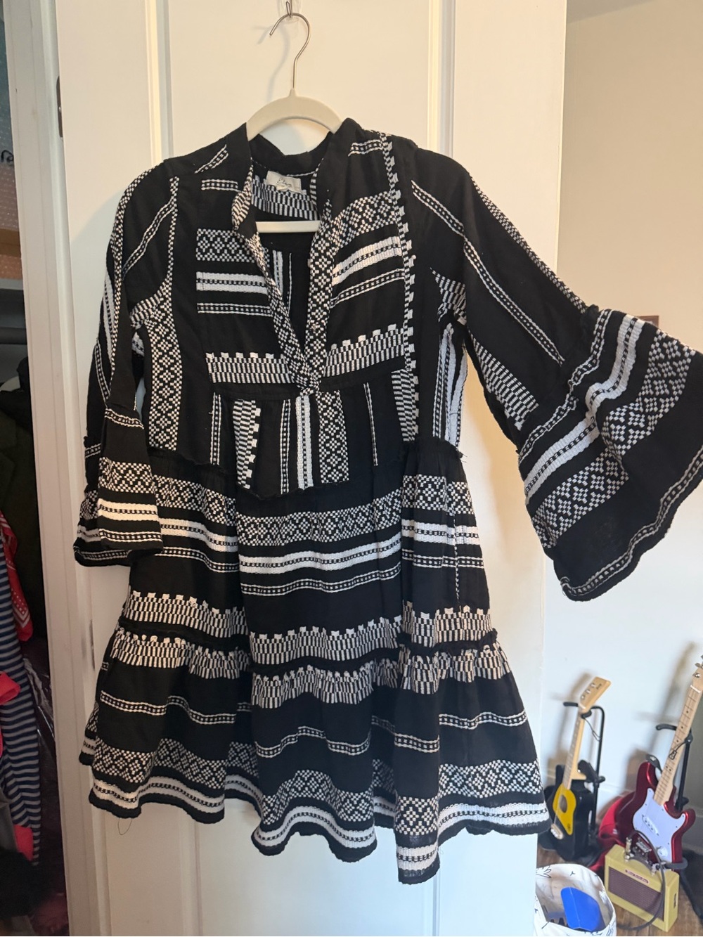Elan size M boho embroidered swing dress